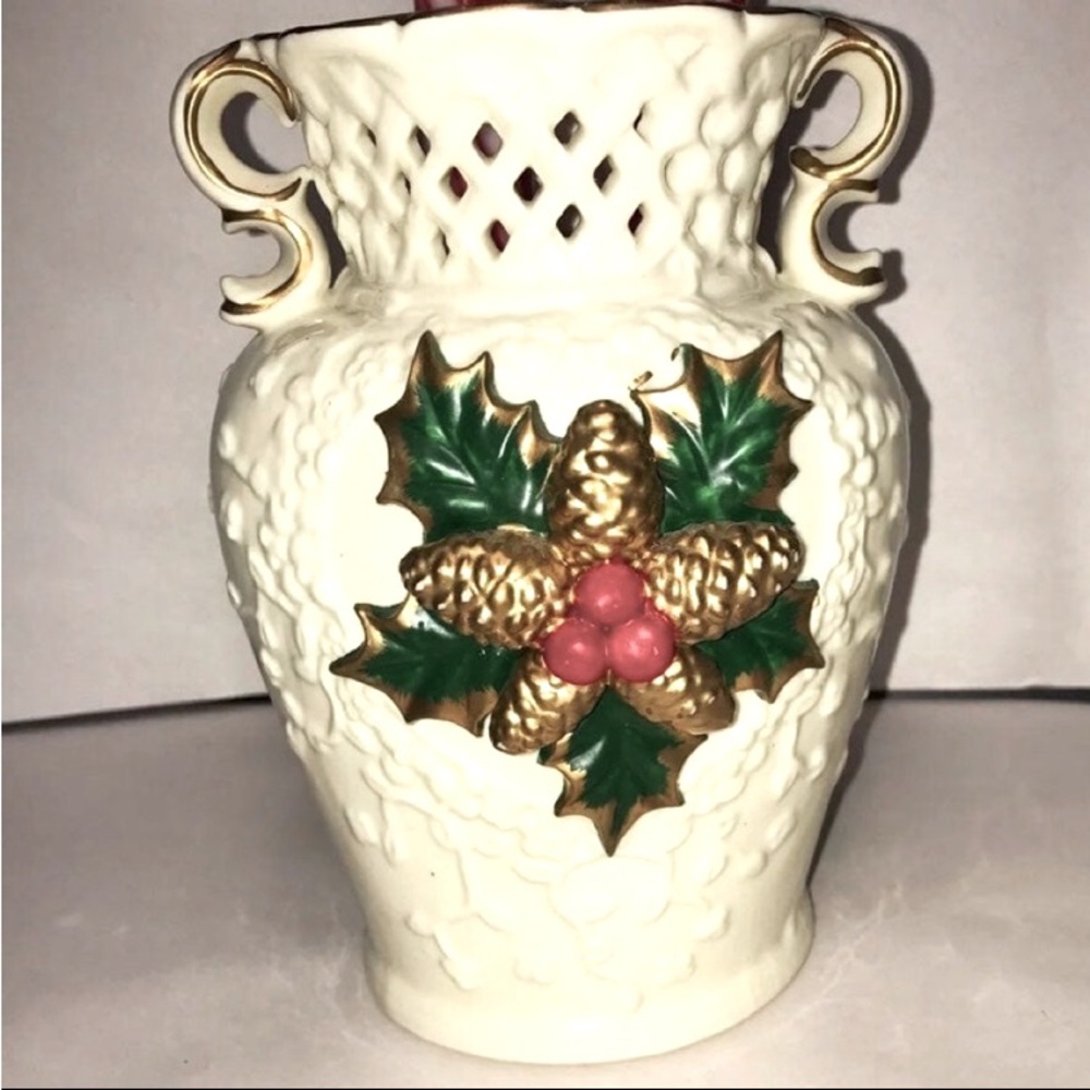 VINTAGE HOLIDAY CHRISTMAS CERAMIC VASE
